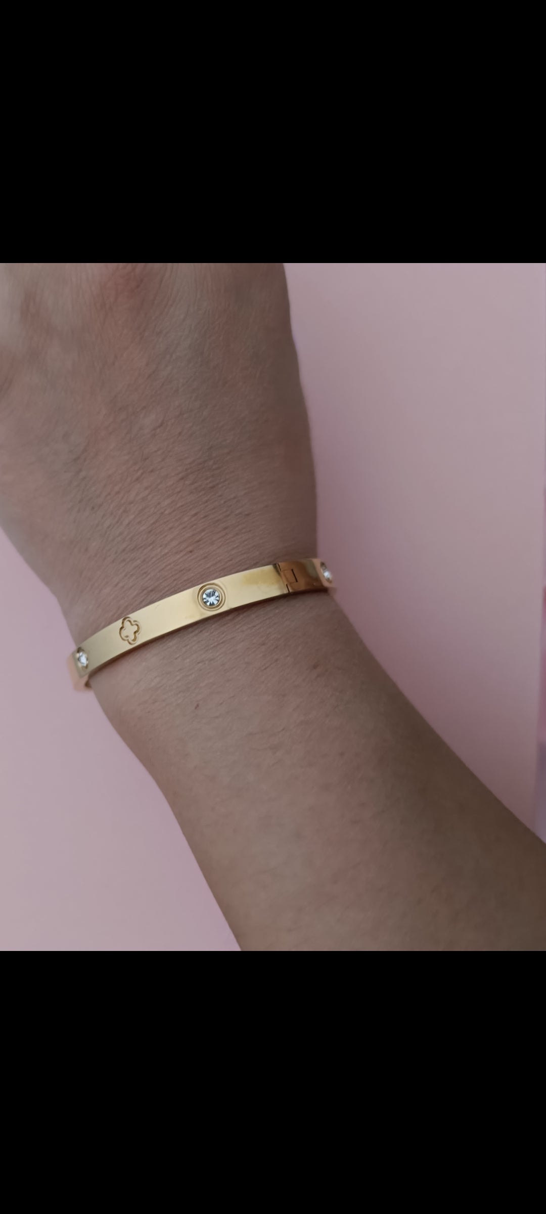 Bracelet ouvrables sur le côté 15€